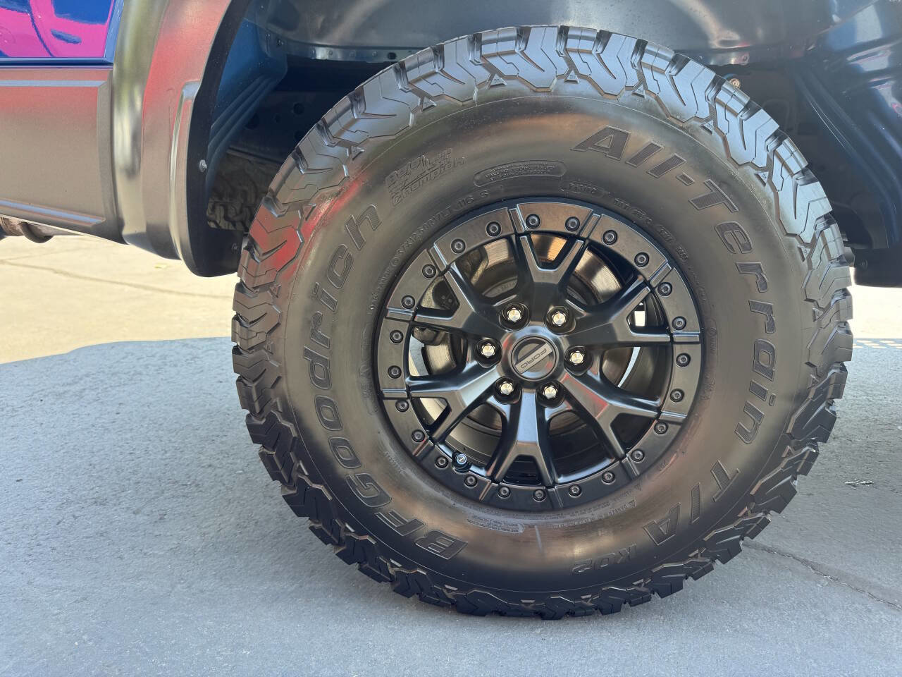 Used 2018 Ford F150 Raptor w/ Equipment Group 802A Luxury image 23