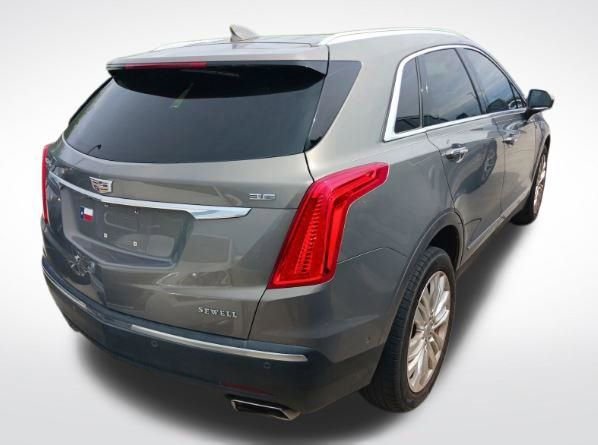 Used 2018 Cadillac XT5 Premium Luxury w/ Driver Assist Package FWD image 3