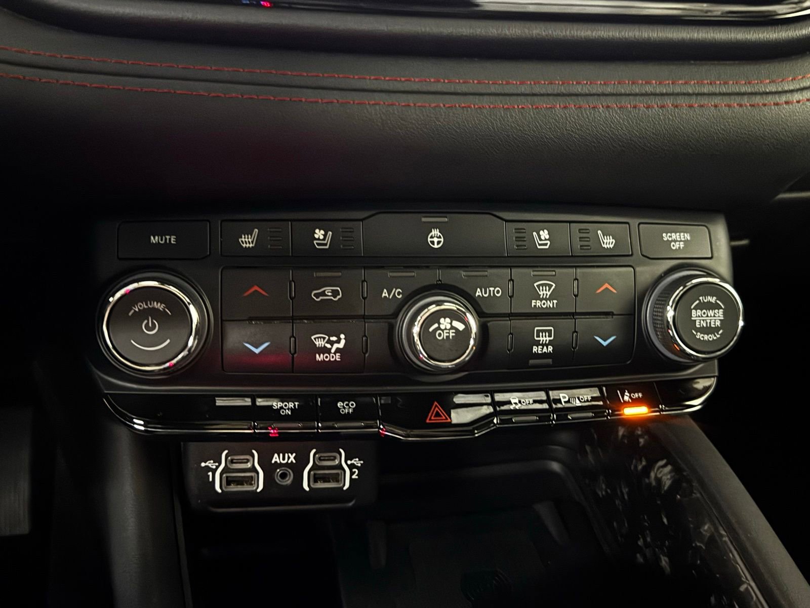 Used 2024 Dodge Durango R/T AWD/4WD image 22