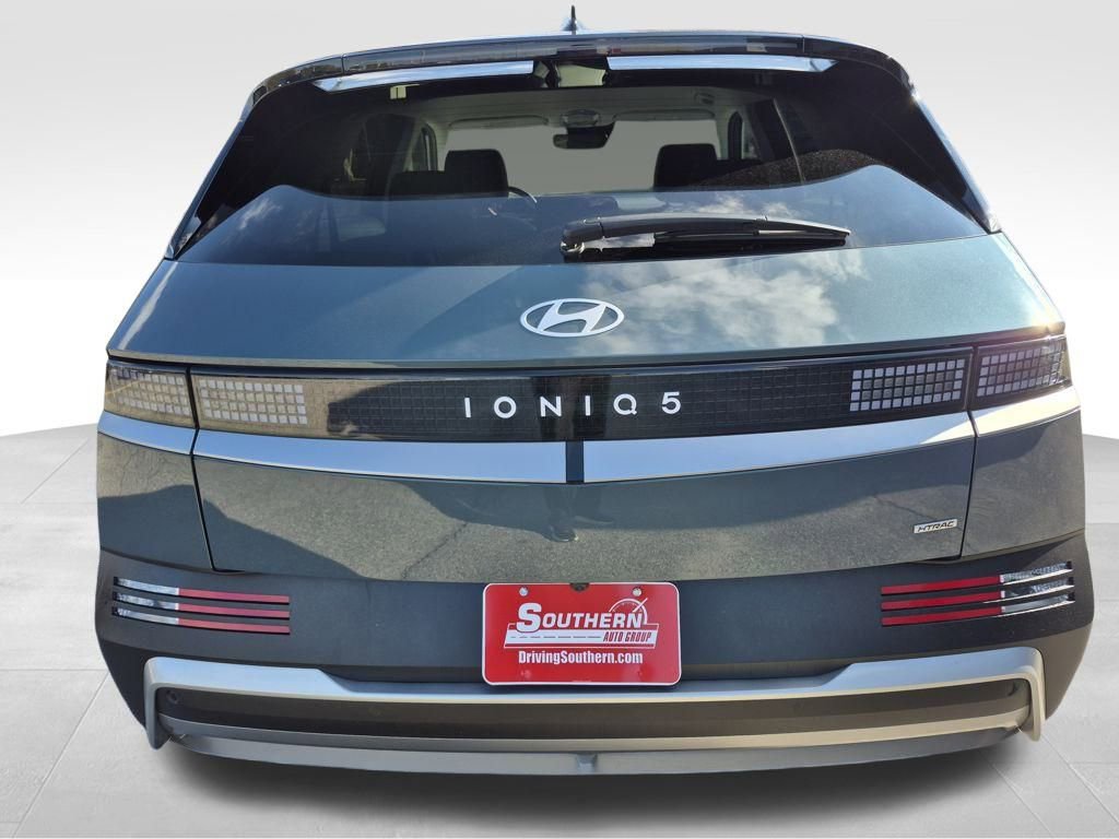 Used 2025 Hyundai Ioniq 5 SE image 5
