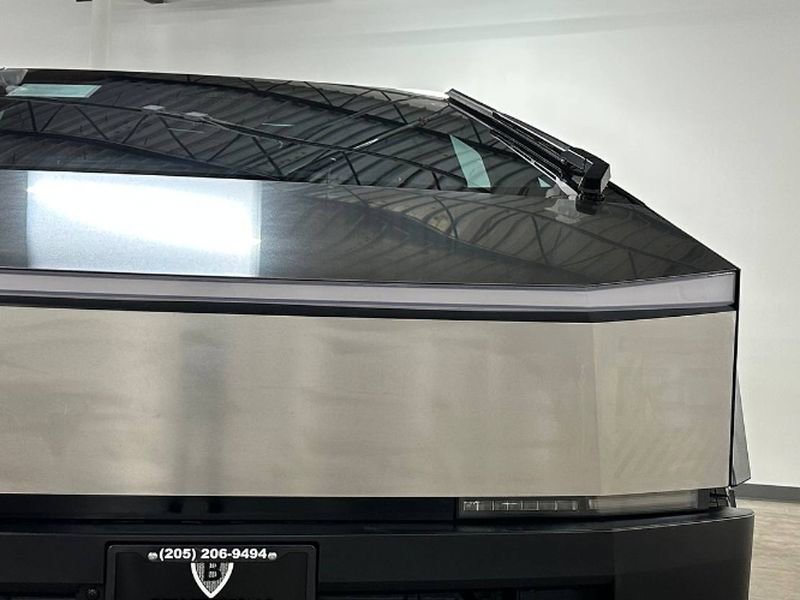 Used 2024 Tesla Cybertruck AWD Crew Cab image 5