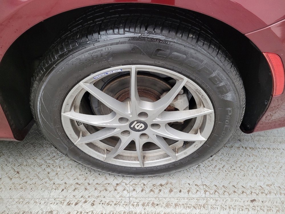 Used 2015 Chrysler 200 S image 31