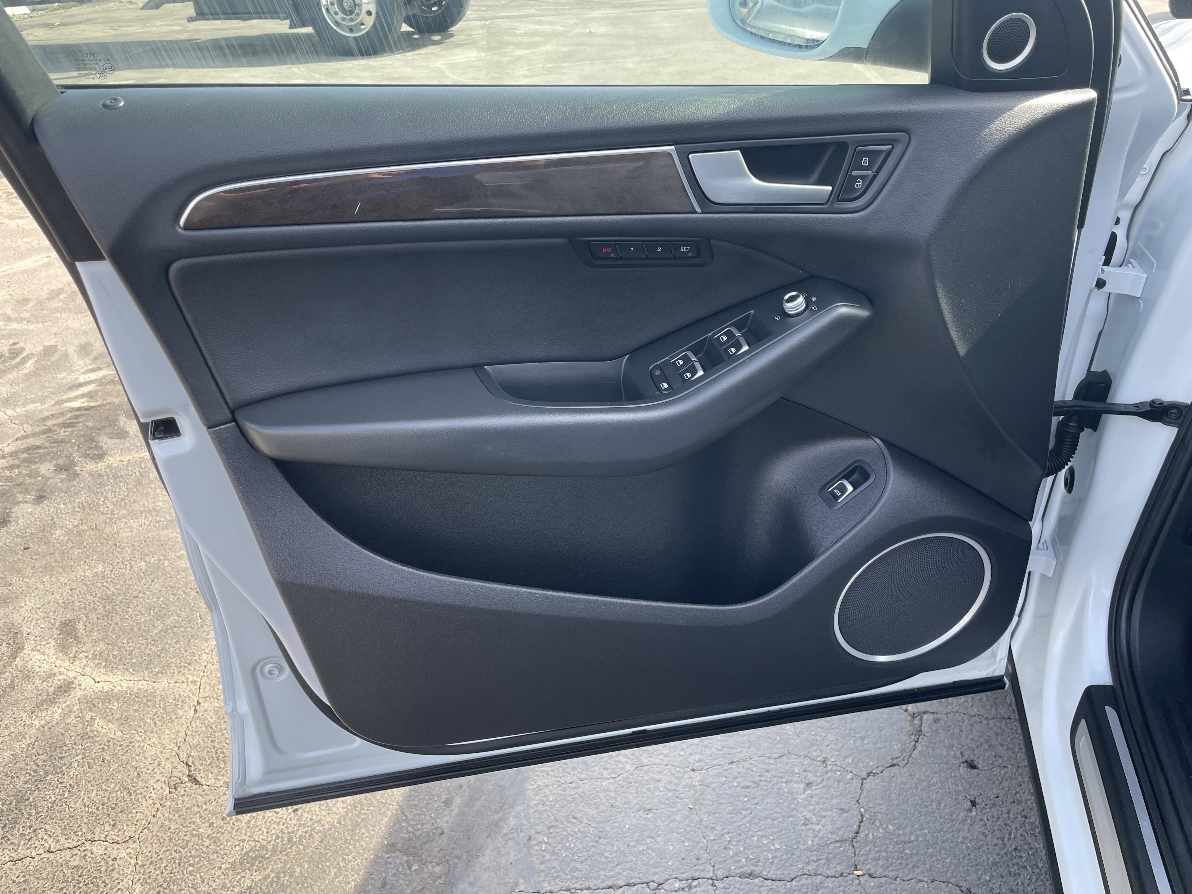 Used 2014 Audi Q5 2.0T Premium Plus w/ Premium Plus Package image 11