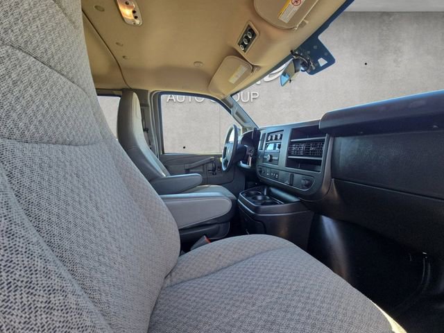 Used 2023 Chevrolet Express 3500 LS image 24