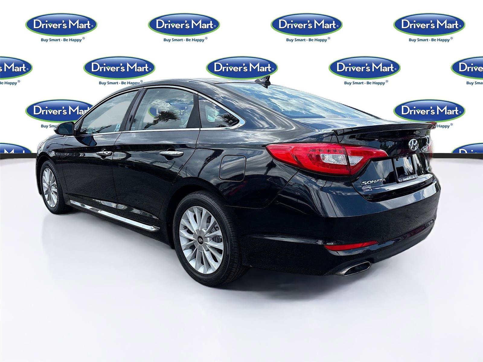 Used 2015 Hyundai Sonata Limited w/ Option Group 05 FWD image 5