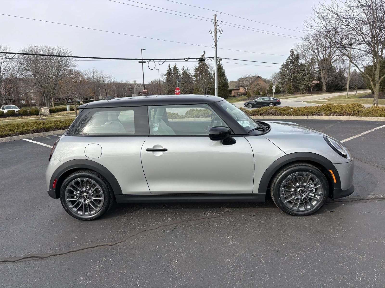 New 2026 MINI Cooper 2-Door Hardtop FWD image 8