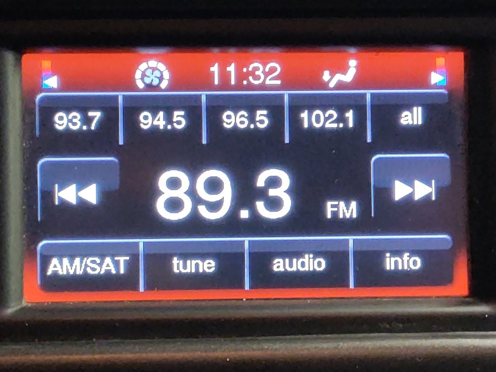 Used 2020 Dodge Journey SE w/ SE Popular Equipment Group image 25