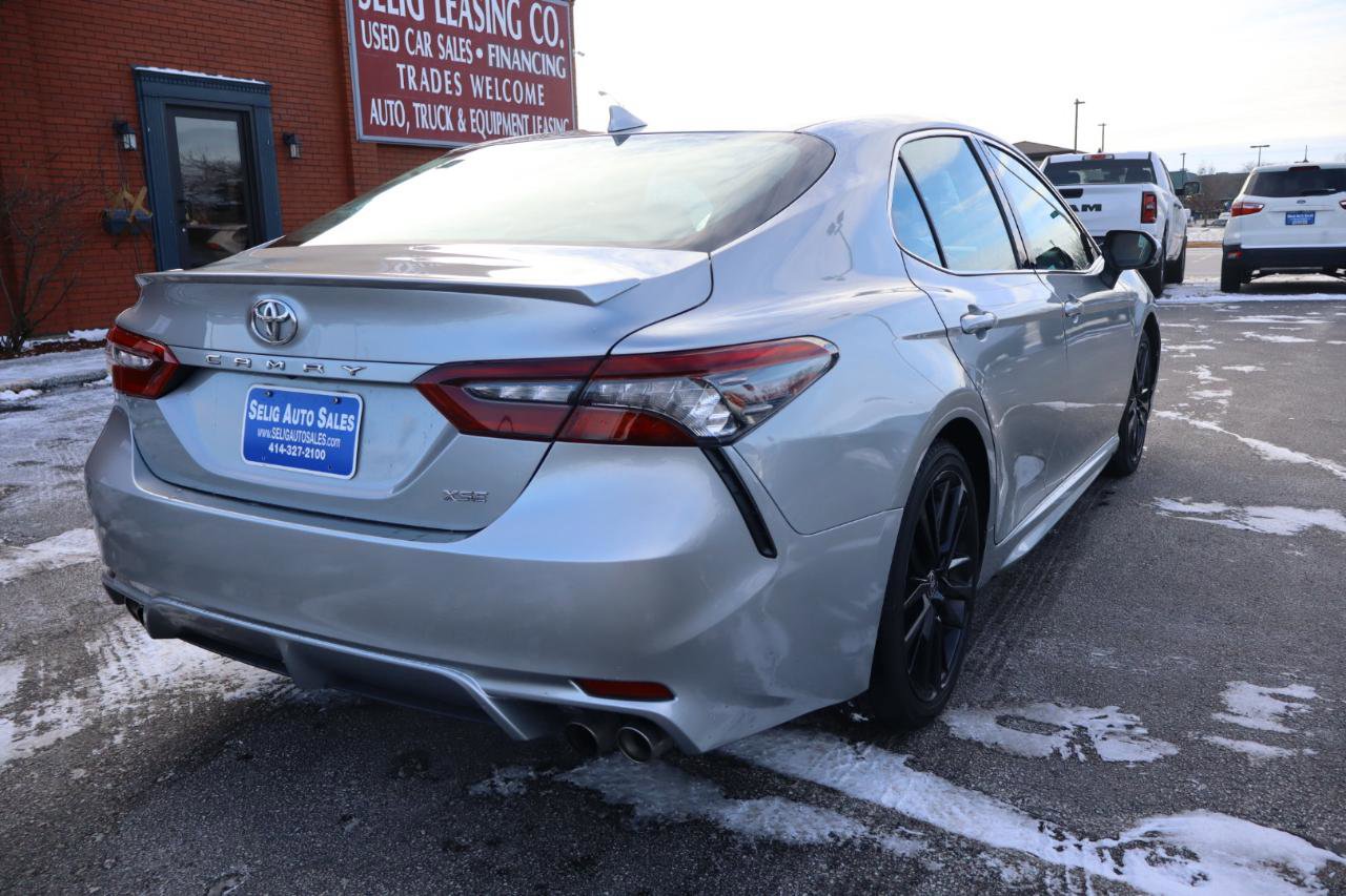 Used 2024 Toyota Camry XSE image 11