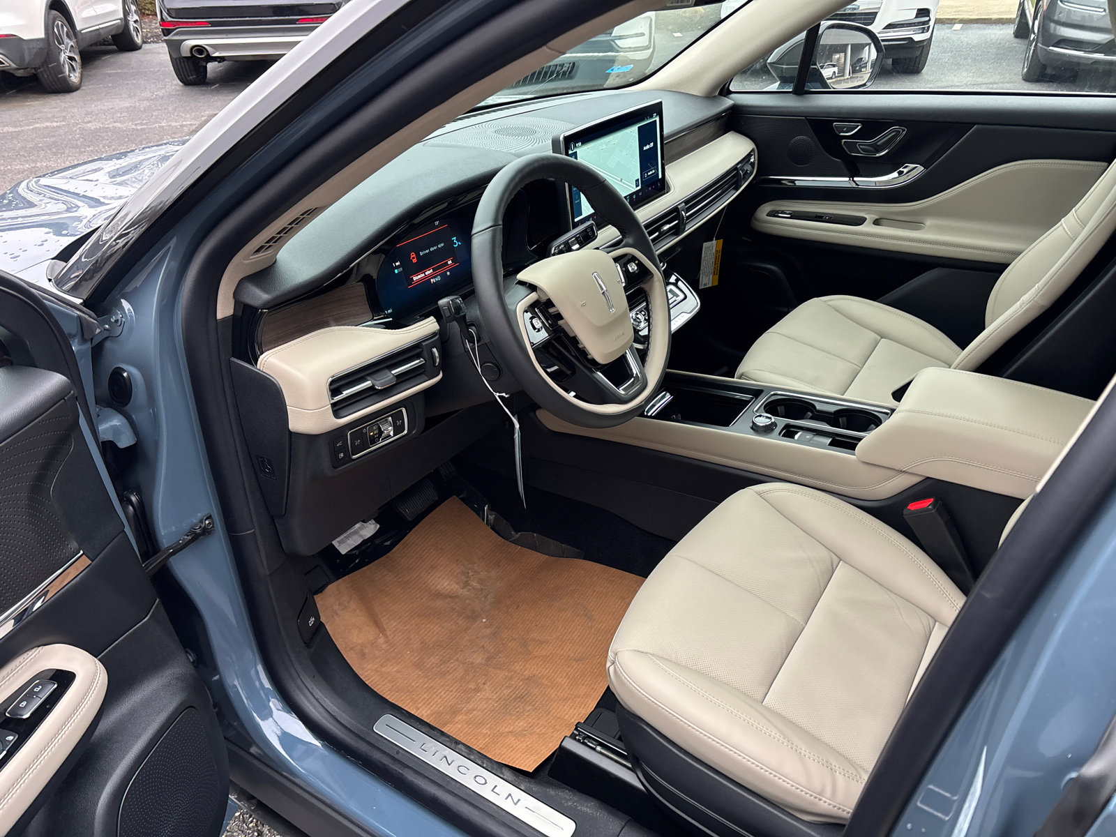 New 2026 Lincoln Corsair Grand Touring image 25