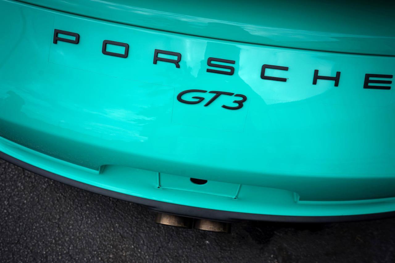 Used 2018 Porsche 911 GT3 RWD image 8