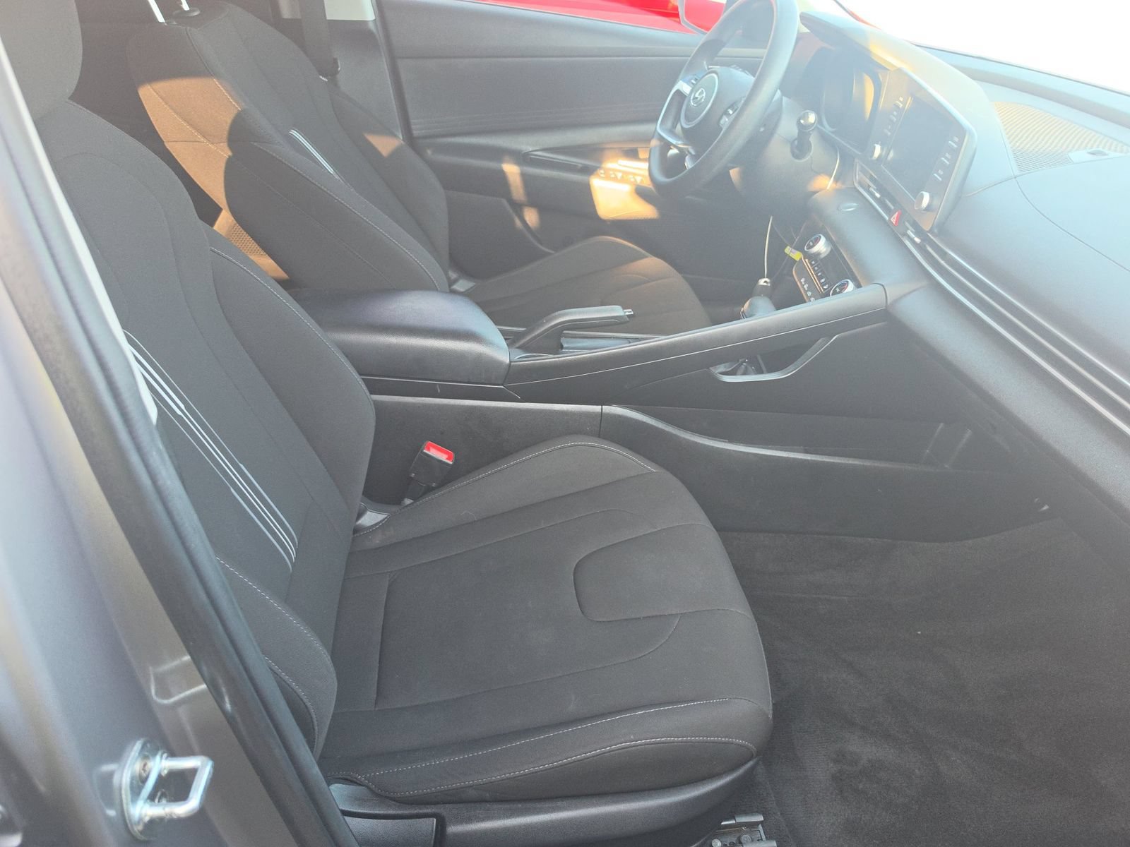 Used 2021 Hyundai Elantra SEL FWD image 12