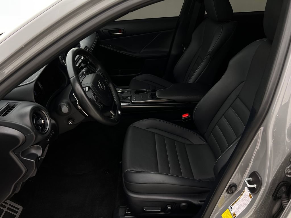 Used 2025 Lexus IS 350 F Sport w/ Navigation Package image 15