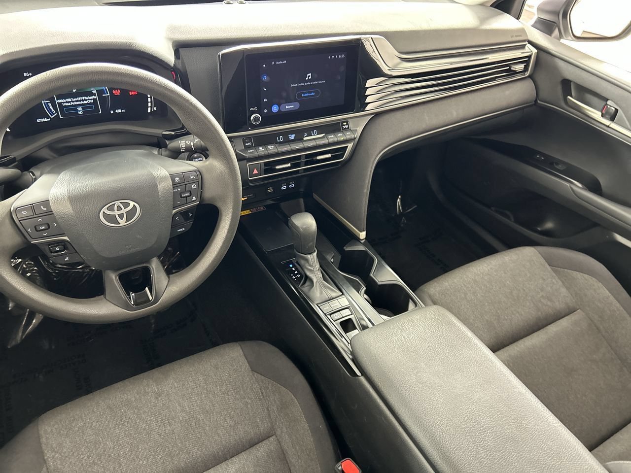 Used 2025 Toyota Camry LE w/ Convenience Package FWD image 23