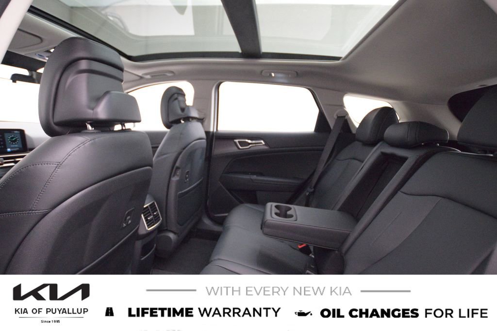 New 2026 Kia Sportage EX image 12