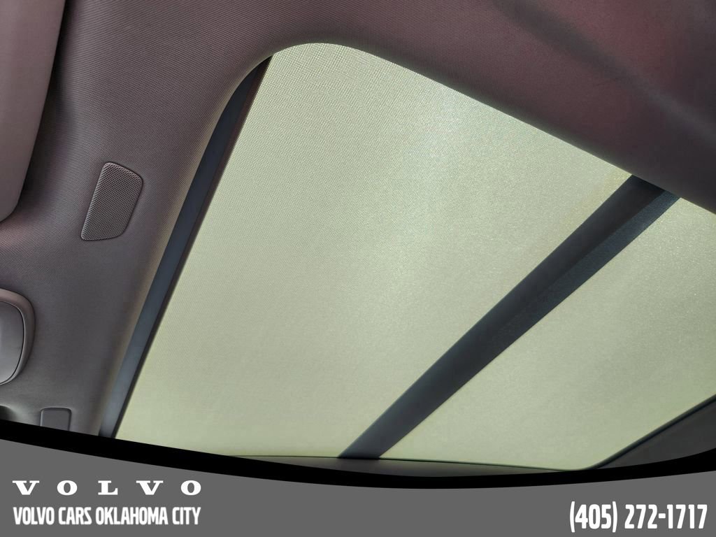 Certified 2026 Volvo XC60 B5 Plus w/ Protection Package Premier image 25