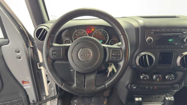 Used 2018 Jeep Wrangler Sport AWD/4WD image 21