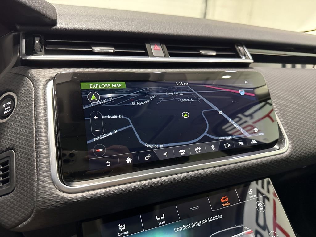 Used 2019 Land Rover Range Rover Velar S image 23
