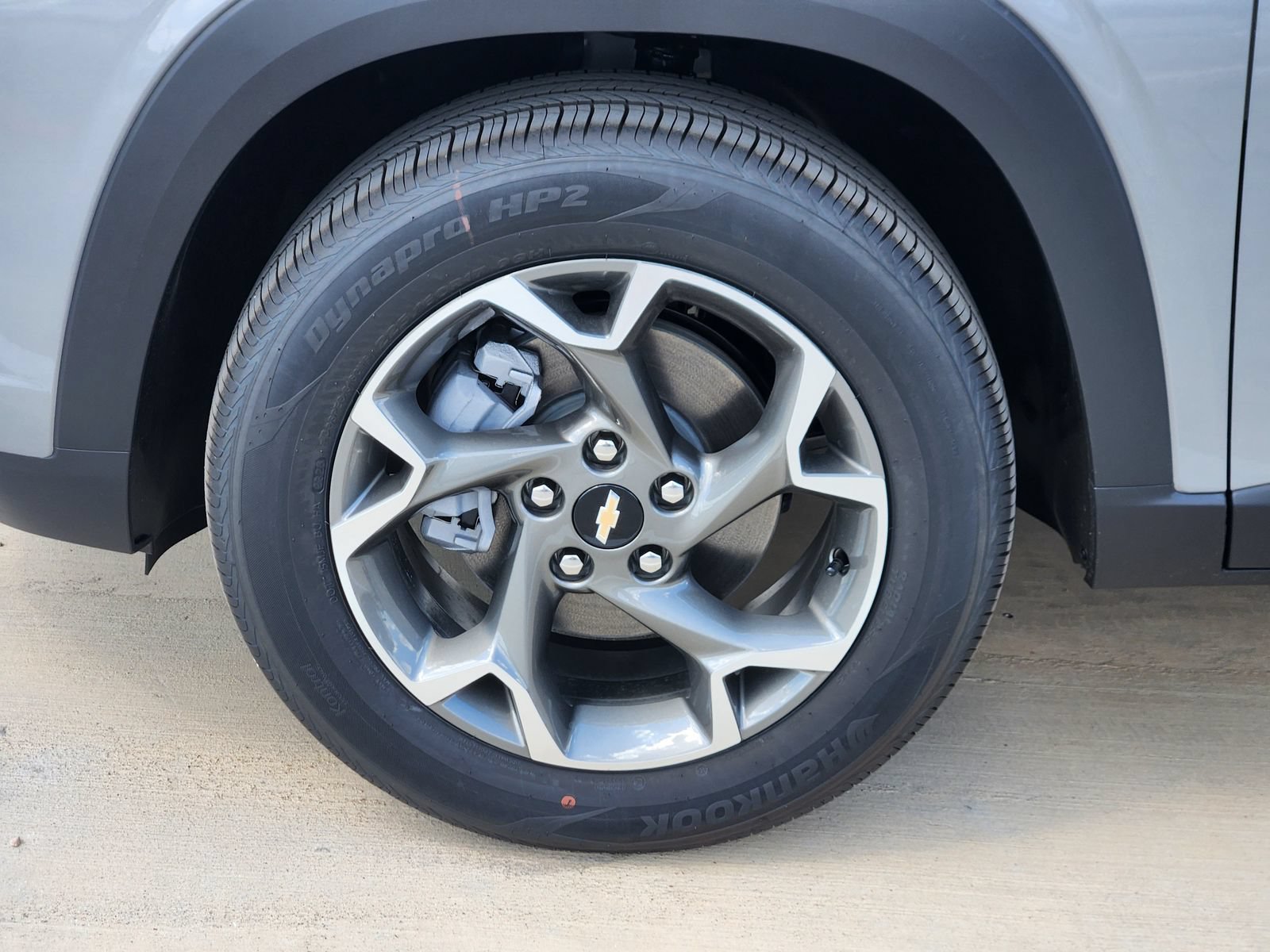 New 2026 Chevrolet Trax LT w/ LT Convenience Package FWD image 11