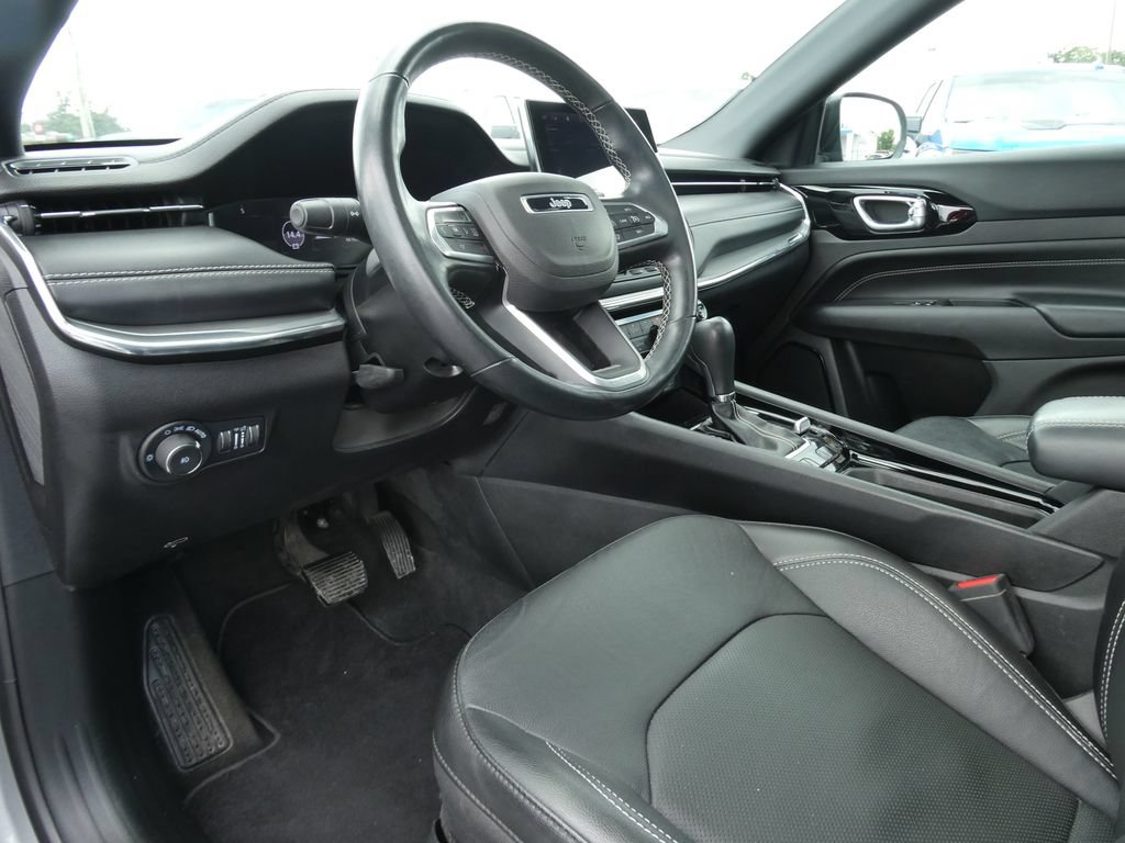 Used 2022 Jeep Compass High Altitude AWD/4WD image 22