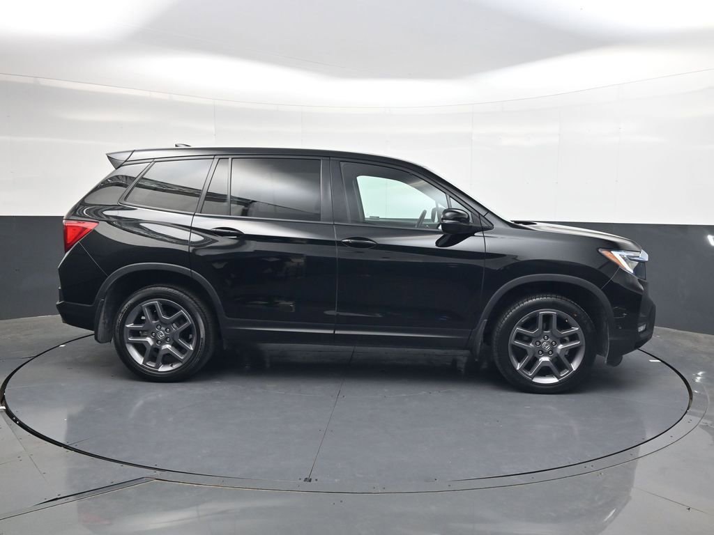 Used 2023 Honda Passport EX-L image 3