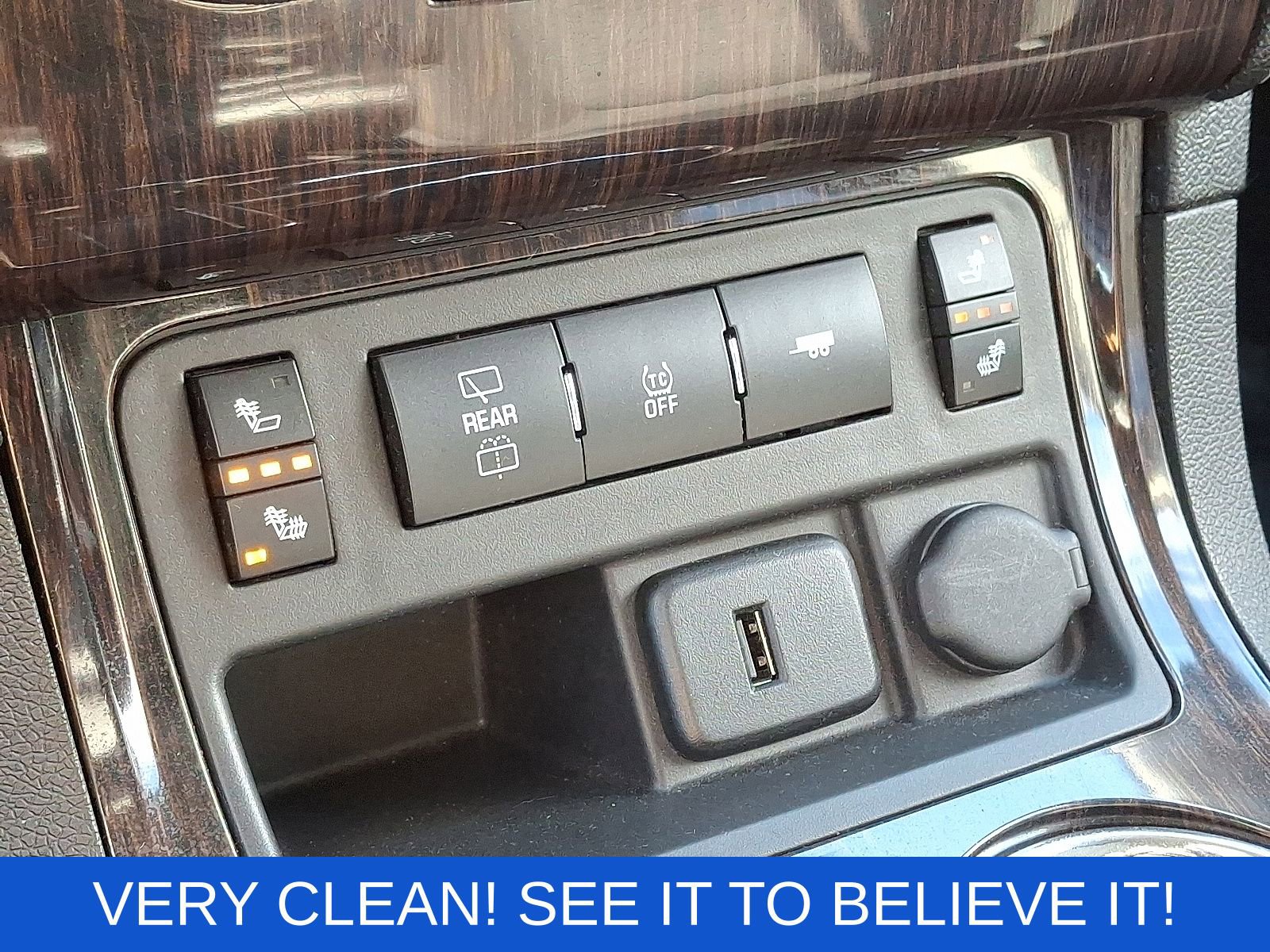 Used 2017 Chevrolet Traverse LT w/ Style and Technology Package image 25