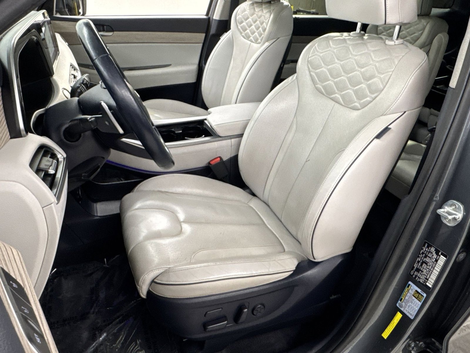 Used 2021 Hyundai Palisade Limited image 4