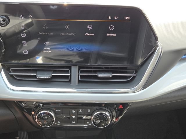 New 2026 Chevrolet Trax LT w/ LT Convenience Package FWD image 24