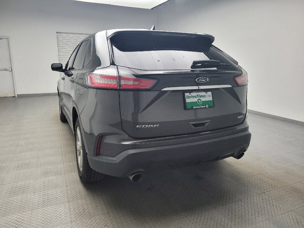 Used 2019 Ford Edge SE image 6