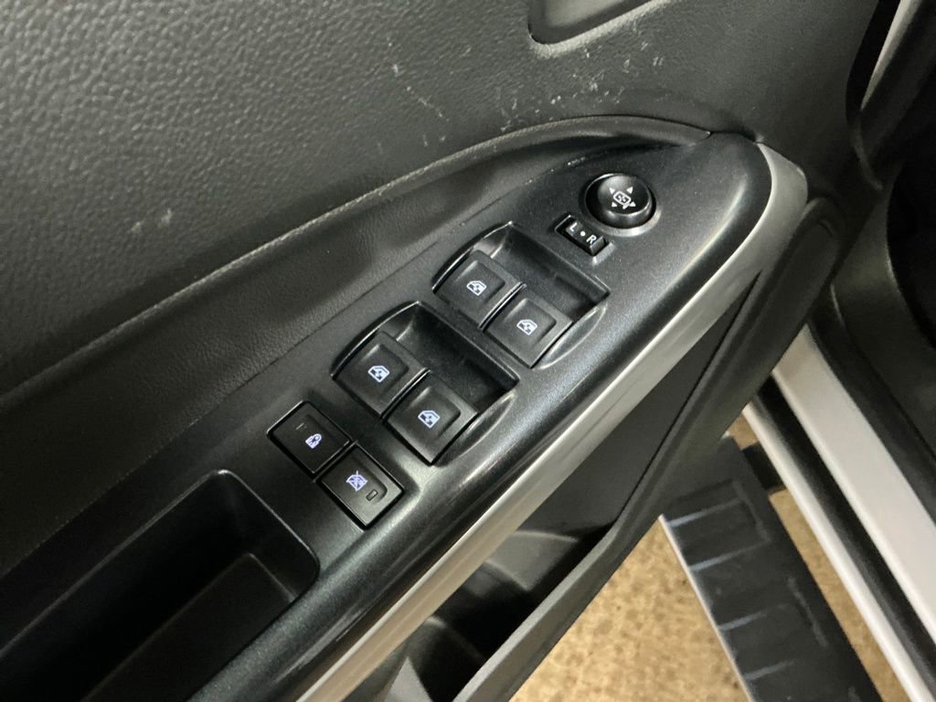 Used 2020 Chevrolet Colorado LT w/ LT Convenience Package image 12