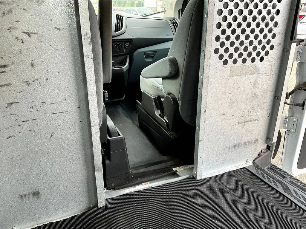 Used 2016 Ford Transit 250 130 Low Roof w/ Exterior Upgrade Package RWD image 12