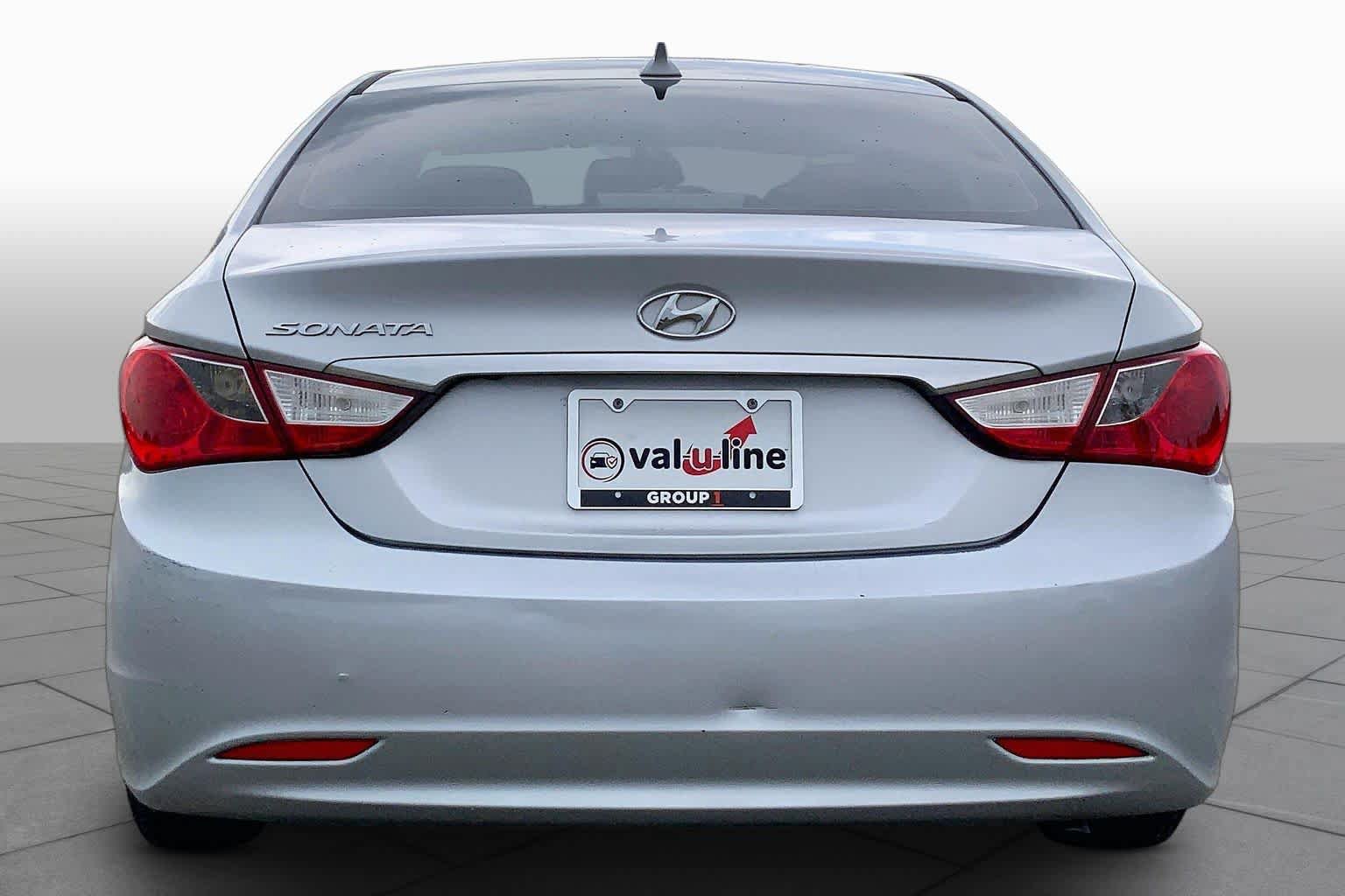 Used 2012 Hyundai Sonata GLS w/ Popular Equipment Pkg FWD image 5