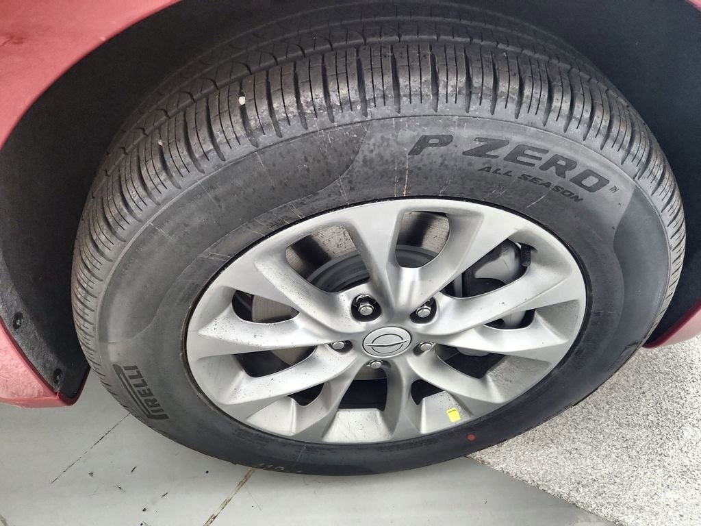 New 2026 Chrysler Pacifica Select AWD/4WD image 34