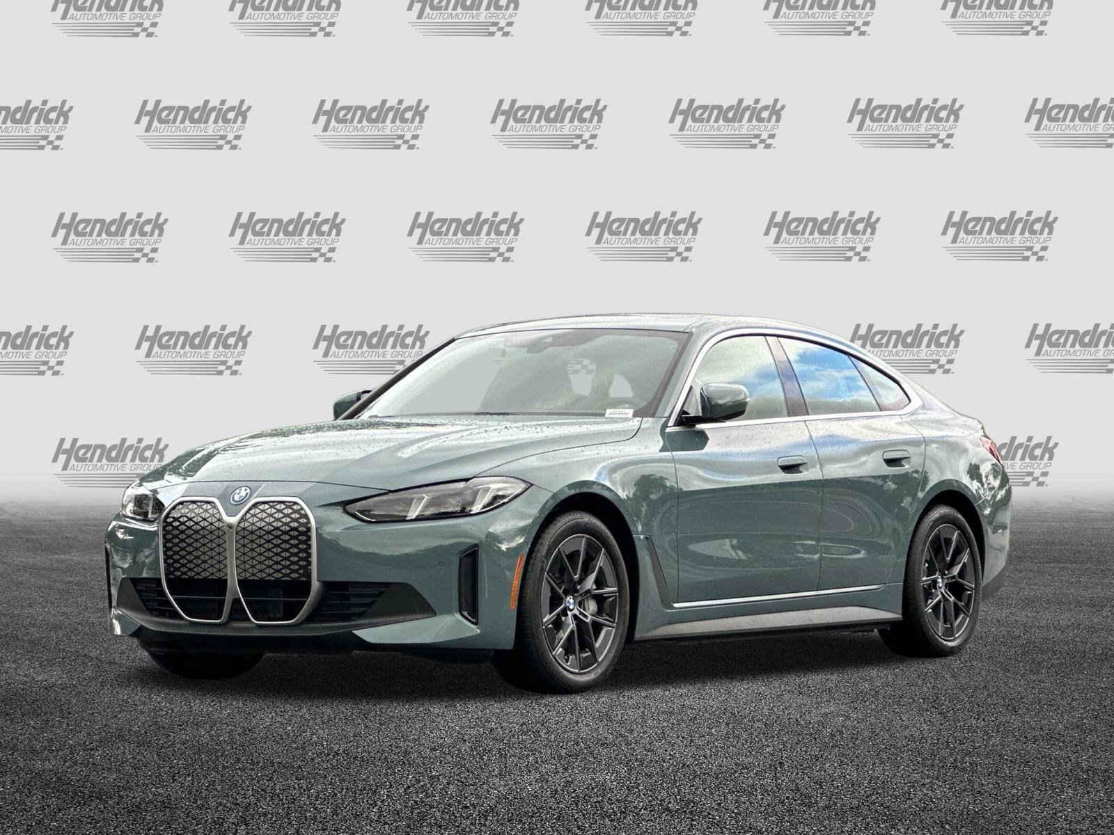 Used 2025 BMW i4 eDrive40 w/ Parking Assistance Package RWD image 9