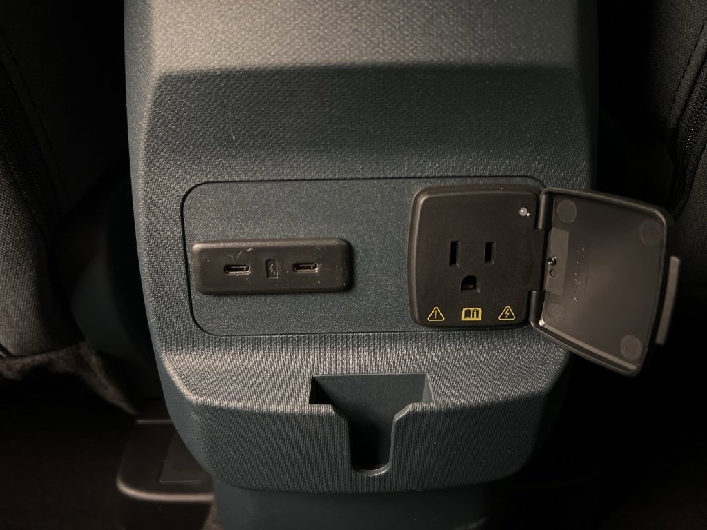 New 2025 Ford Maverick XLT w/ XLT Luxury Package image 29