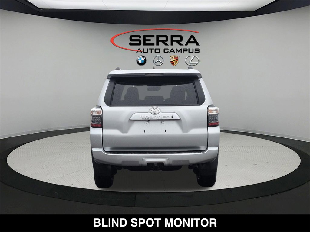 Used 2024 Toyota 4Runner SR5 Premium image 4