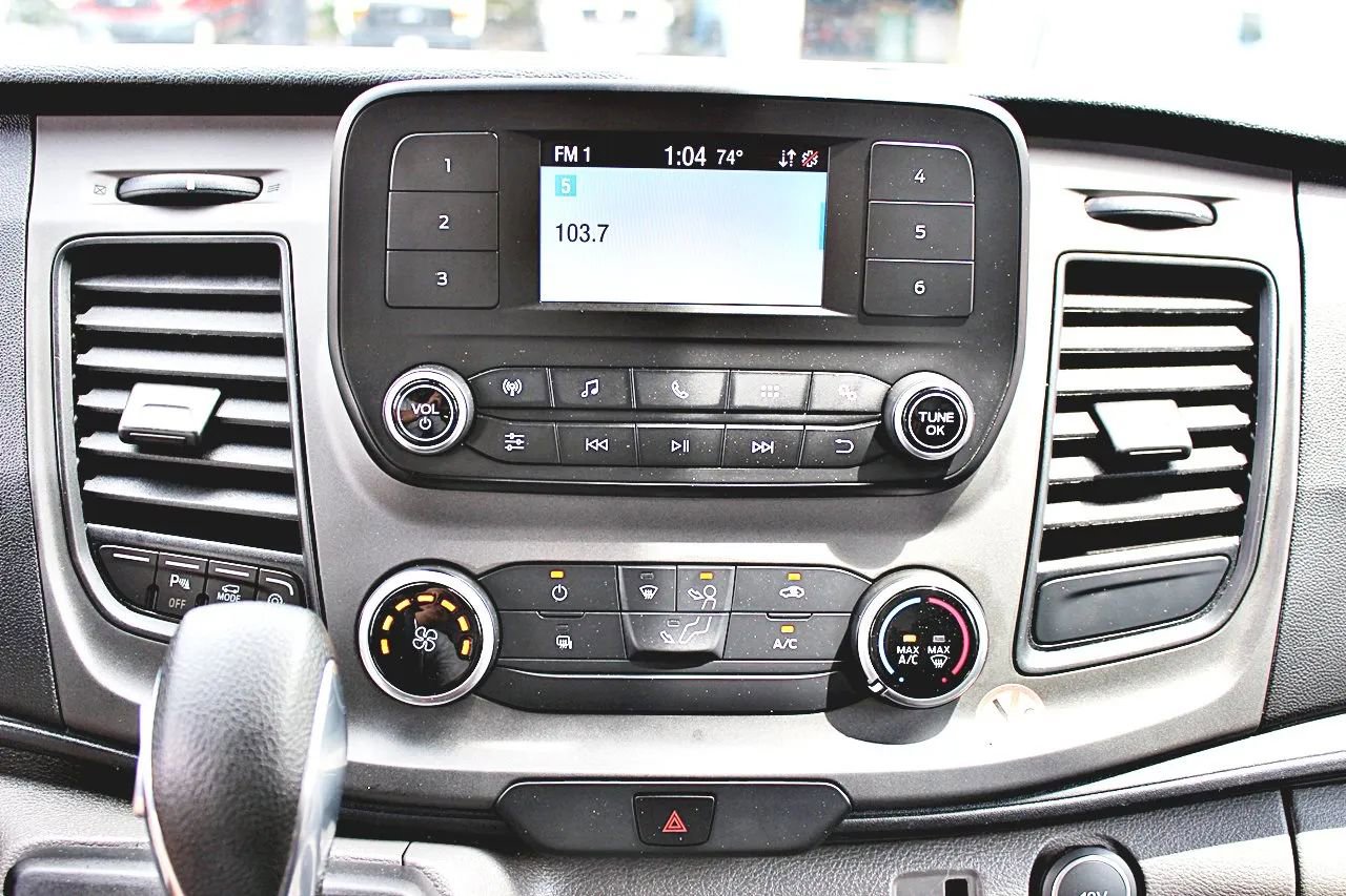 Used 2020 Ford Transit 350 XLT RWD image 24