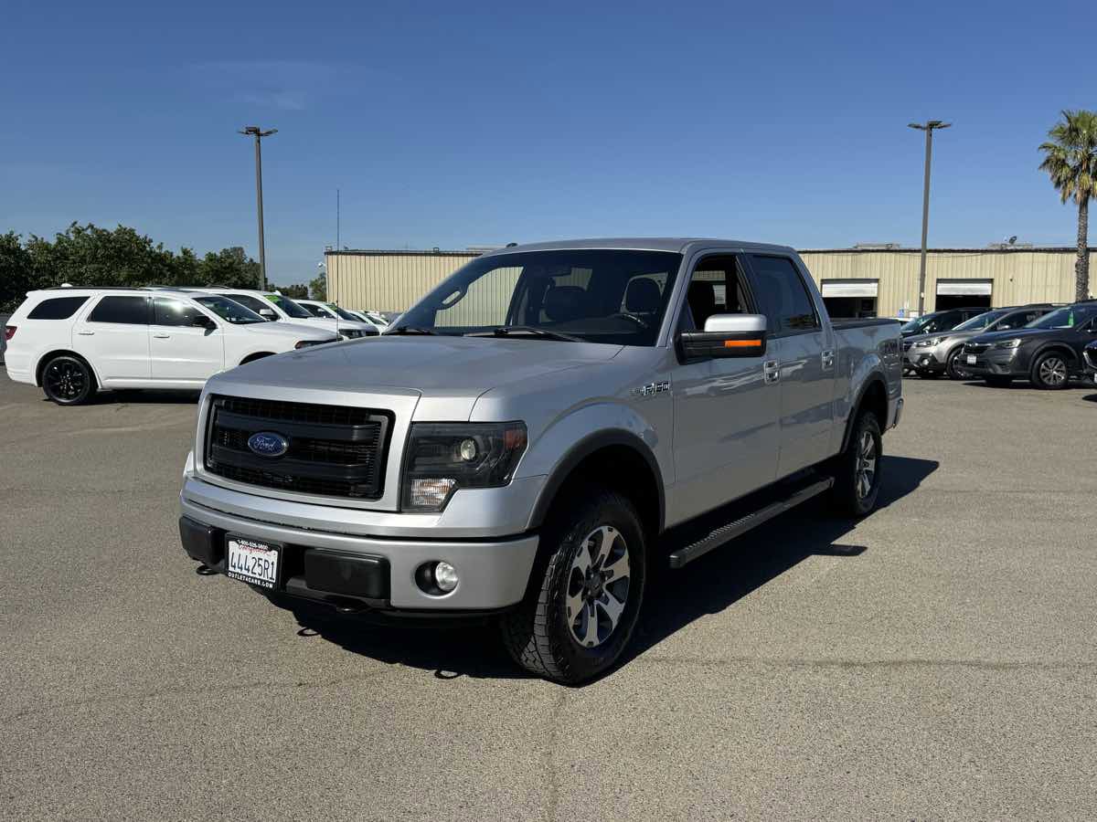 Used 2014 Ford F150 FX4 w/ Equipment Group 402A Luxury AWD/4WD image 5