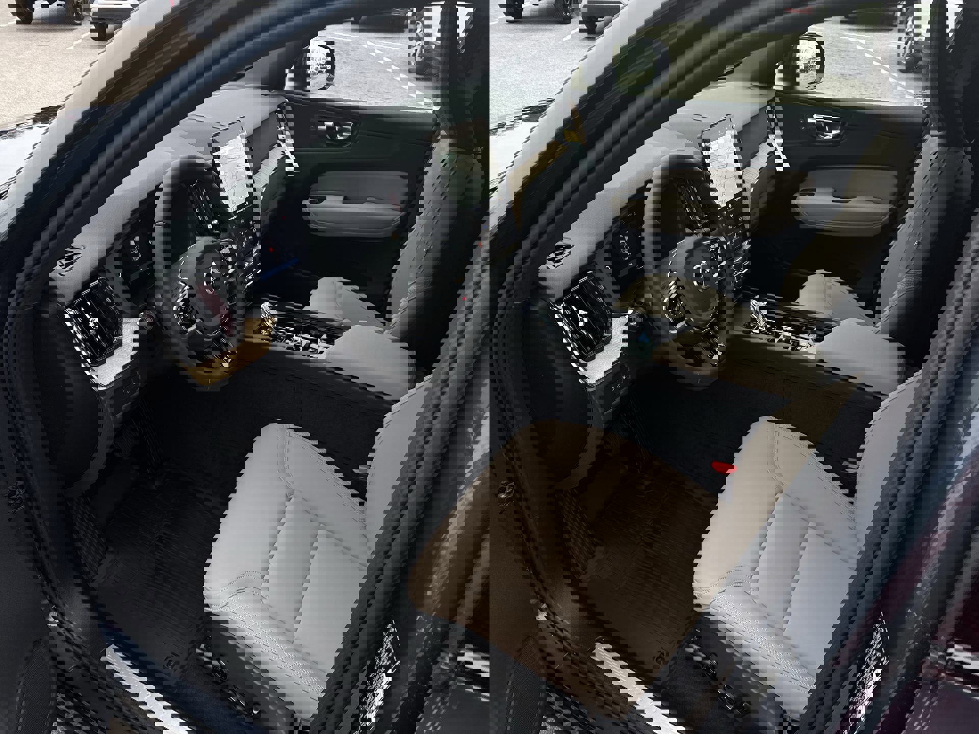 New 2026 Volvo XC60 T8 Plus w/ Protection Package Premier image 10