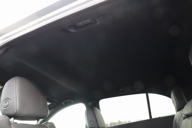 Used 2025 Cadillac XT4 Premium Luxury image 21