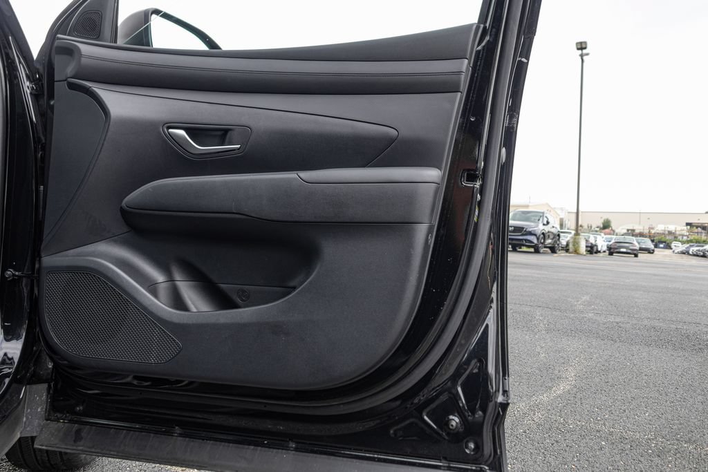 Certified 2026 Hyundai Tucson SE FWD image 33