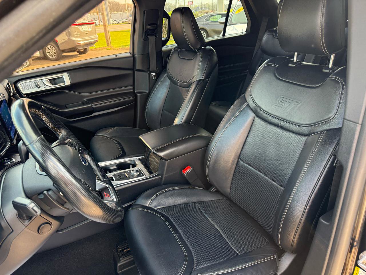 Used 2020 Ford Explorer ST image 7