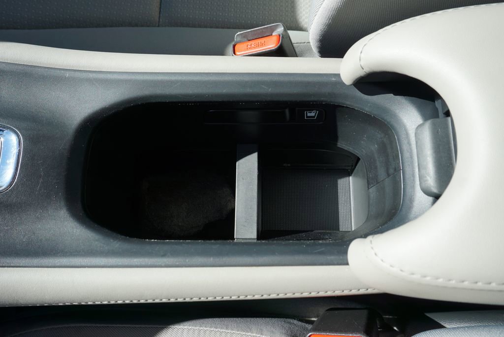 Used 2020 Honda HR-V LX image 38