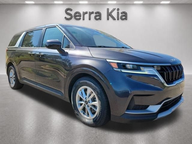 Used 2023 Kia Carnival LX FWD image 7