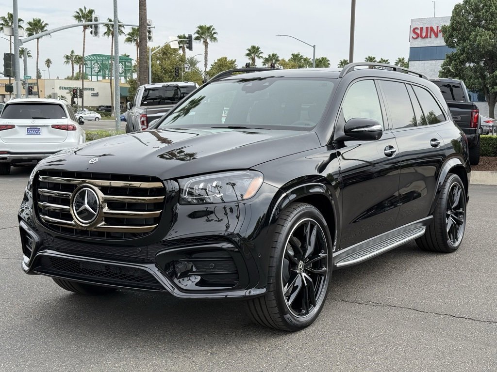 New 2026 Mercedes-Benz GLS 580 4MATIC image 9