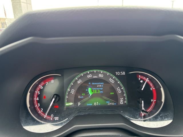 Used 2025 Toyota RAV4 XLE AWD/4WD image 13