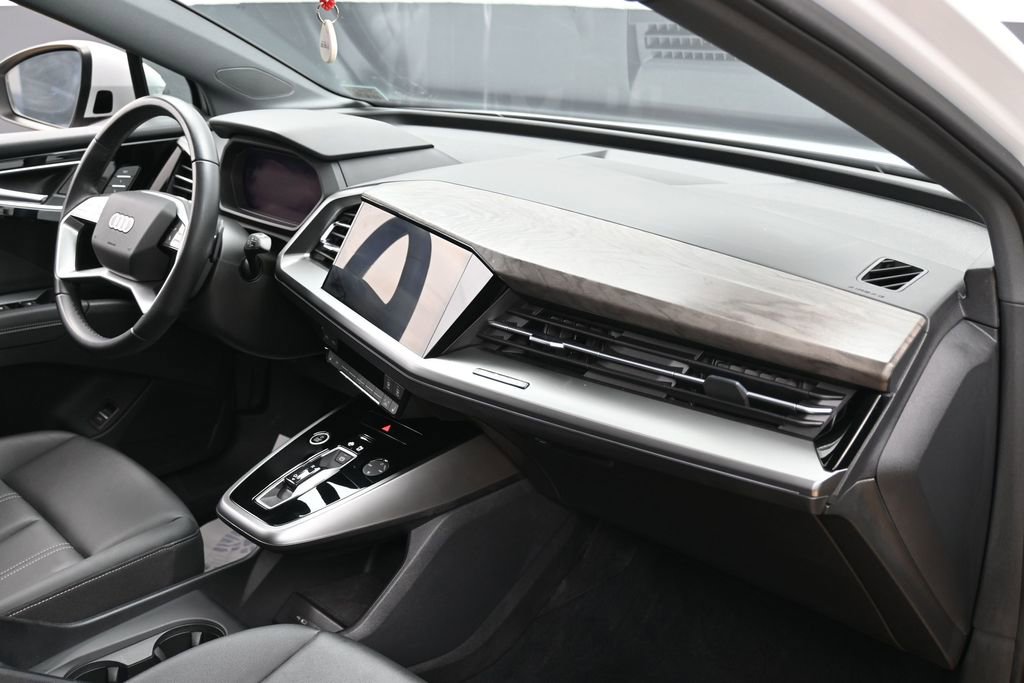 Used 2024 Audi Q4 e-tron Premium w/ Convenience Package AWD/4WD image 34