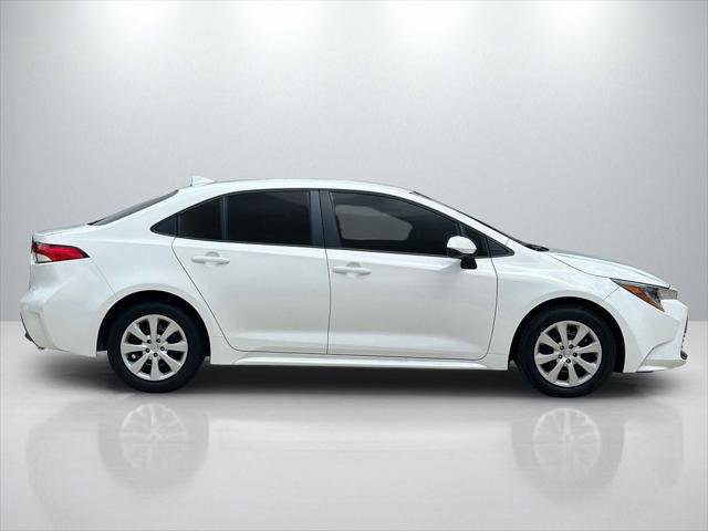 Certified 2026 Toyota Corolla LE FWD image 4