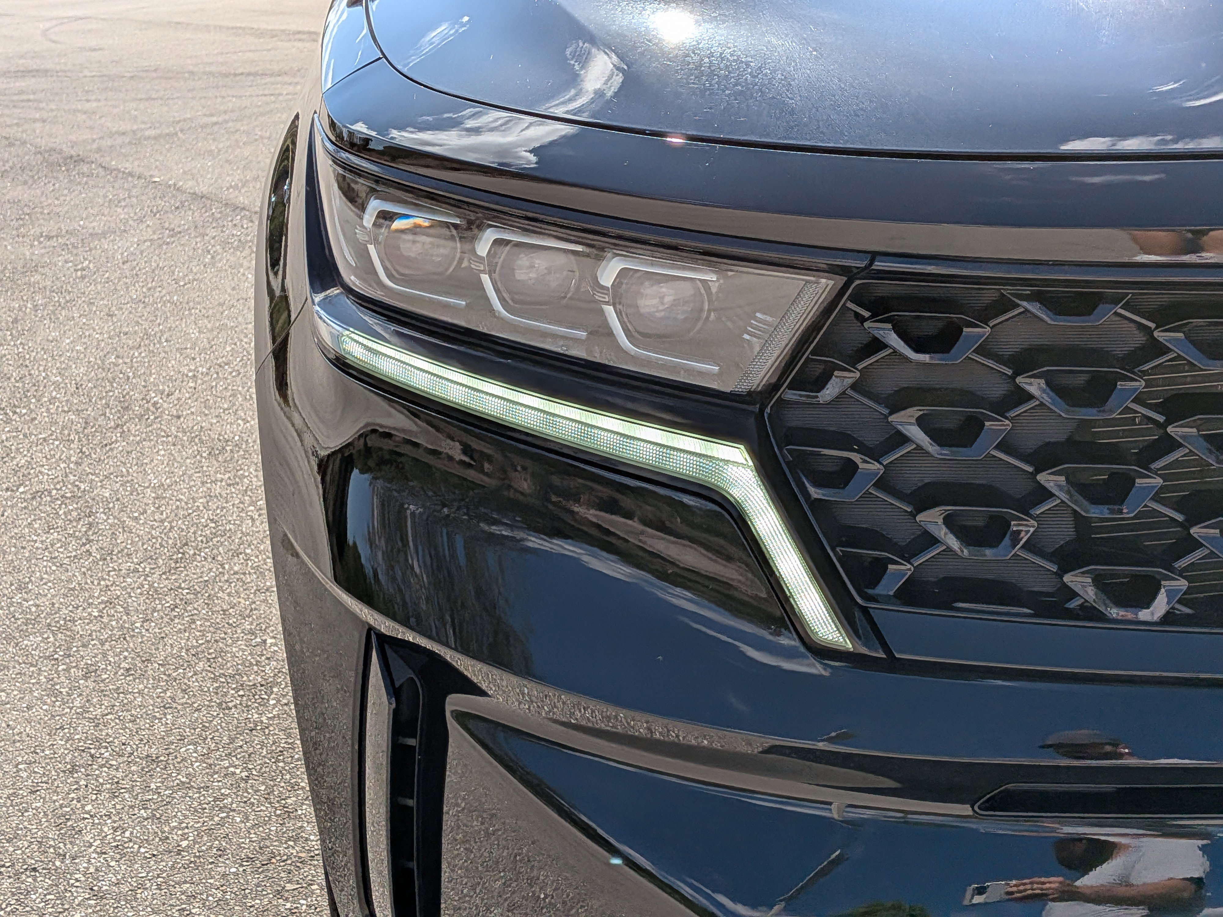 Used 2023 Kia Sorento SX image 10