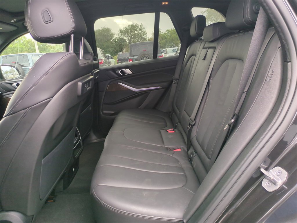 Used 2022 BMW X5 xDrive45e w/ Premium Package image 16