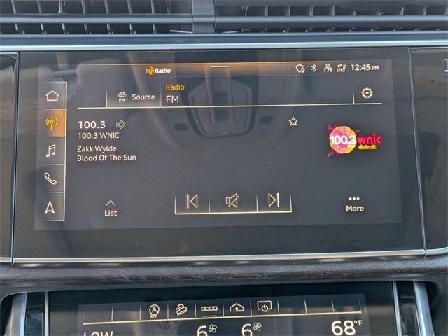 Used 2022 Audi Q8 Premium Plus w/ Premium Plus Package image 24